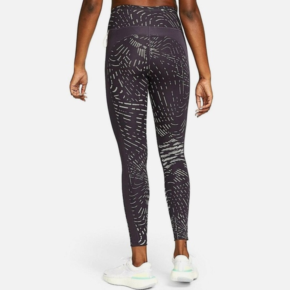 Nike Black and White Patterned Leggings